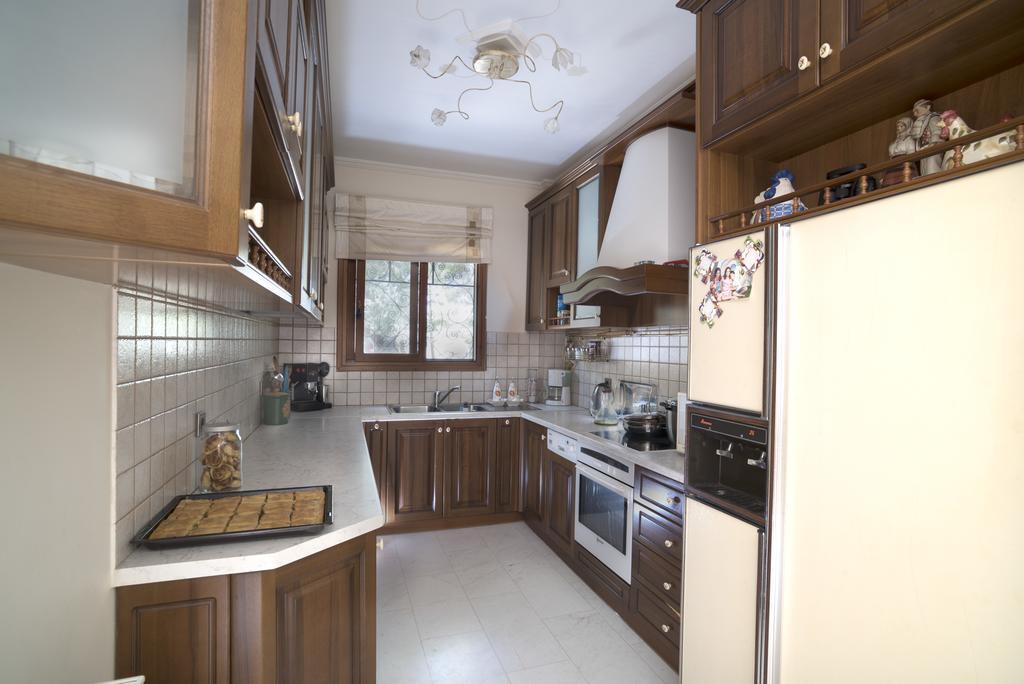 Villa Corina Near The Airport Kouvarás Dış mekan fotoğraf